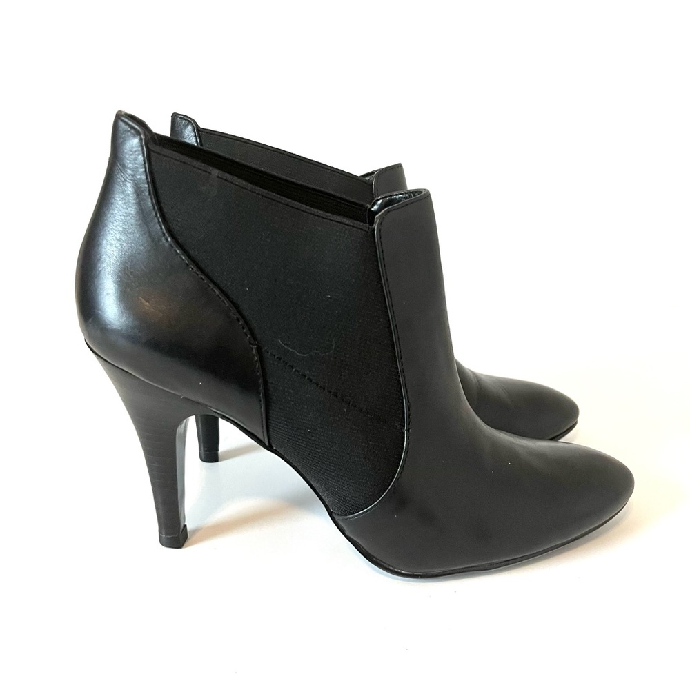 Worthington Black Leather Ankle Bootie Shoe Stiletto Heel Stretch Gore Sides 8.5